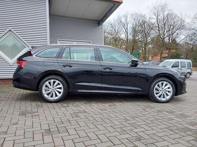 Gebraucht Skoda Octavia Selection 150 PS (110 kW) 2024 Schwarz magic Kombi