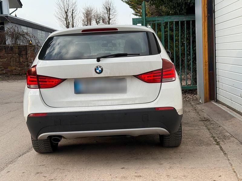 Gebraucht BMW X1 177 PS (130 kW) 2010 Weiß SUV