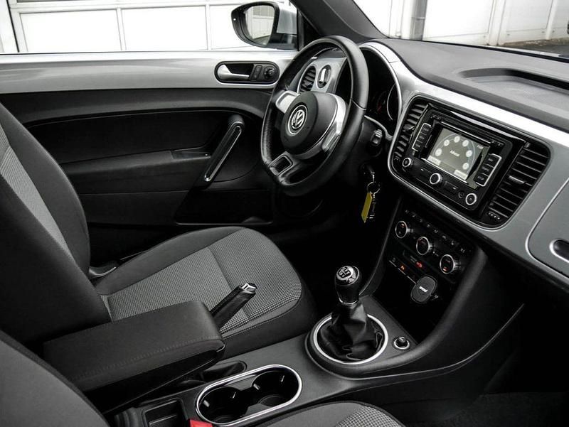 Gebraucht VW Beetle 105 PS (77 kW) 2013 Blau Kleinwagen