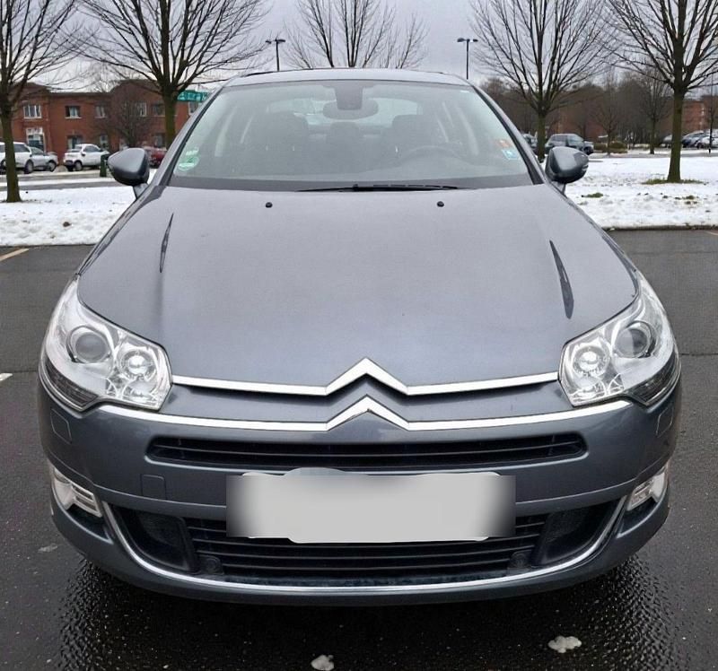 Grau Gebraucht 2009 Citroën C5 Exclusive Limousine | 3.399 € (Fairer Preis) - Bild 1/4
