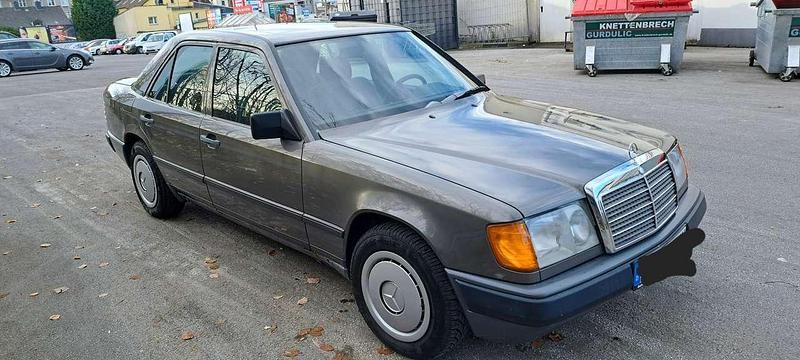 Gebraucht Mercedes 200 118 PS (86 kW) 1989 Limousine