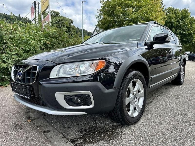 Schwarz Gebraucht 2011 Volvo XC70 Summum SUV | 10.980 € (Superpreis) - Bild 1/4