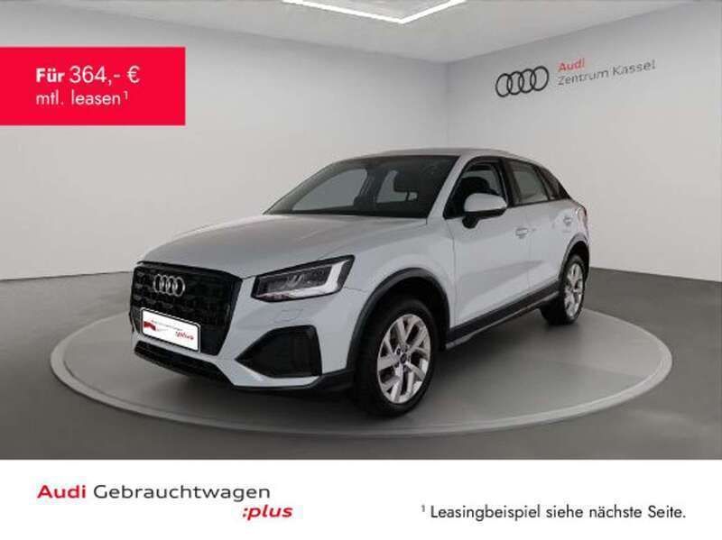 Weiß (gletscherweiß metallic) Gebraucht 2024 Audi Q2 Ambiente SUV | 35.491 € (Etwas zu teuer) - Bild 1/3