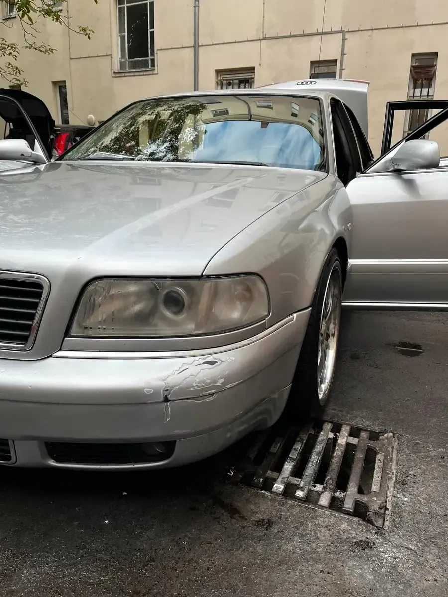 Gebraucht Audi A8 270 PS (198 kW) 1999 Silber Limousine