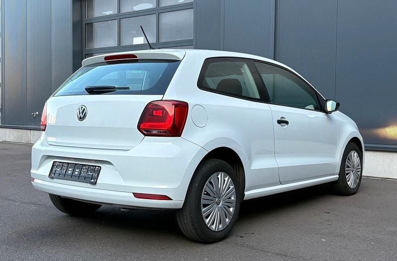 Used VW Polo 75 HP (55 kW) 2017 White Hatchback