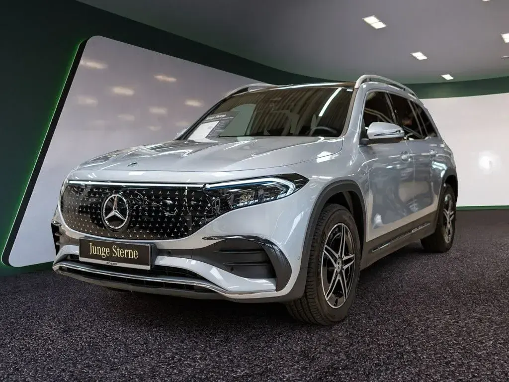 Gebraucht Mercedes EQB250+ Advanced 139 kW (190 PS) 2025 Silber / hightechsilber SUV