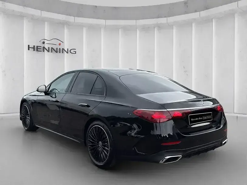 Gebraucht Mercedes E200 AMG 204 PS (150 kW) 2025 Schwarz Limousine
