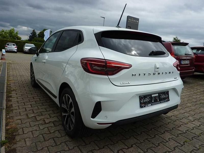 Neu Mitsubishi Colt Plus 67 PS (49 kW) 2025 Weiß Kleinwagen
