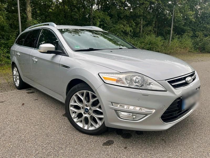 Silber Gebraucht 2010 Ford Mondeo Kombi | 4.100 € (Fairer Preis) - Bild 1/4