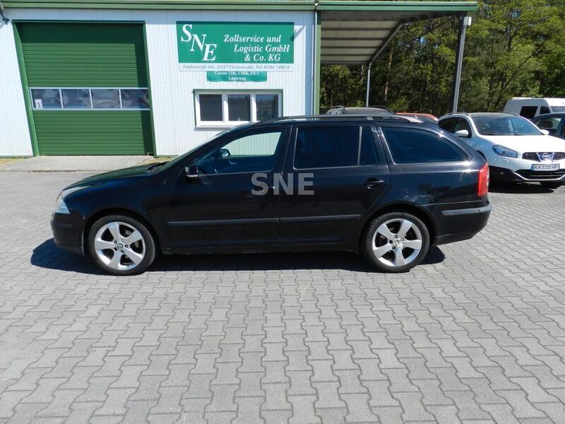 Schwarz Gebraucht 2005 Skoda Octavia Elegance Kombi | 2.290 € (Fairer Preis) - Bild 1/4