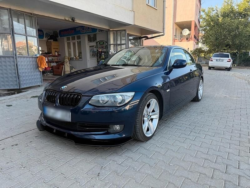 Blau Gebraucht 2011 BMW 335 Cabriolet Cabrio | 17.750 € (Guter Preis) - Bild 1/4