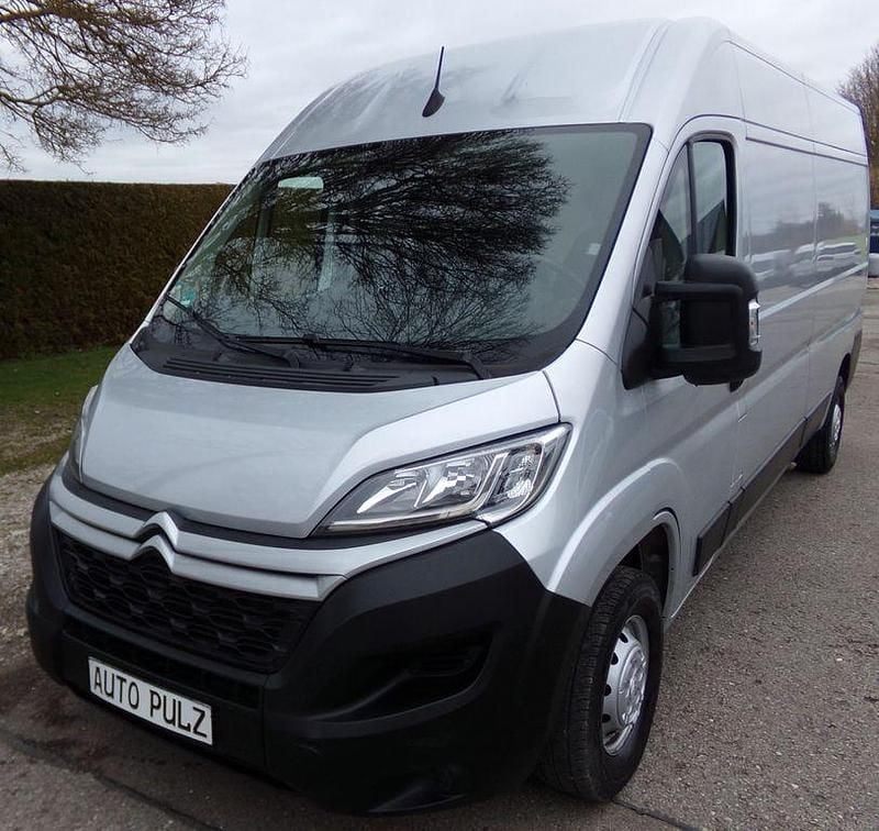 Gebraucht Citroën Jumper 165 PS (121 kW) 2022 Silber Van / Kleinbus