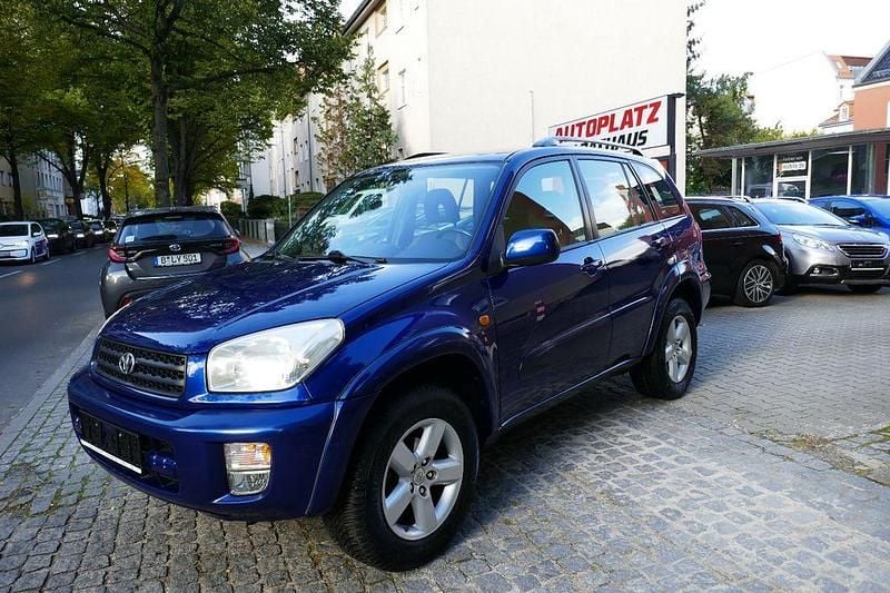 Blau Gebraucht 2003 Toyota RAV4 SUV | 8.950 € (Teuer) - Bild 1/4
