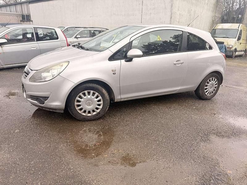Gebraucht Opel Corsa Color Edition 80 PS (58 kW) 2010 Kleinwagen