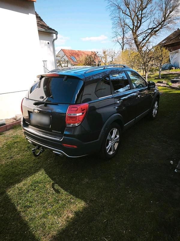 Gebraucht Chevrolet Captiva 163 PS (119 kW) 2014 Grau SUV