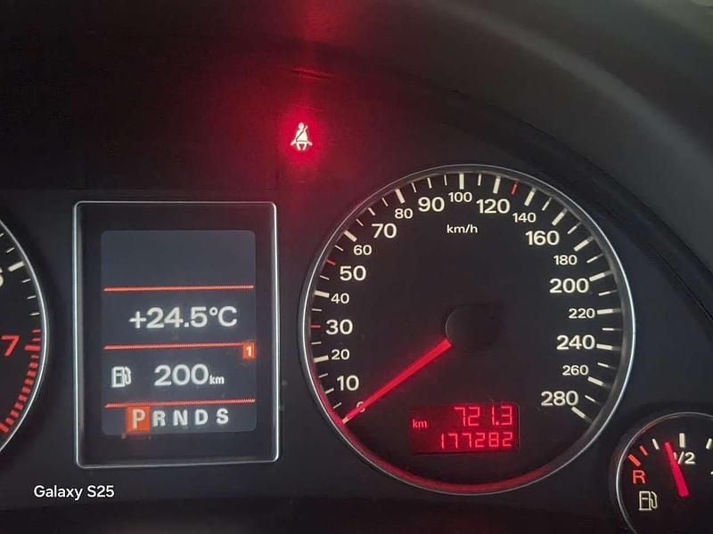 Gebraucht 2006 Audi A4 Limousine | 3.600 € (Guter Preis) - Bild 1/4