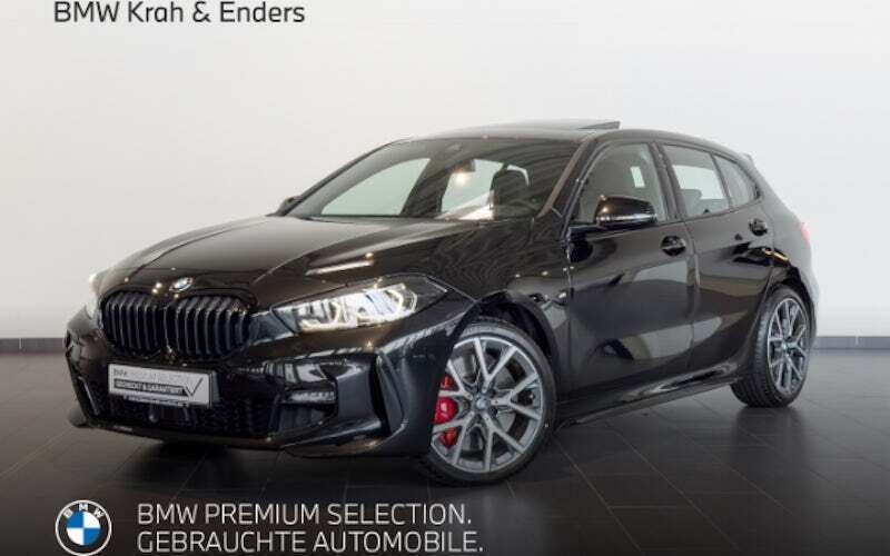 Schwarz Gebraucht 2023 BMW 120 Comfort Edition Kleinwagen | 34.990 € (Teuer) - Bild 1/4