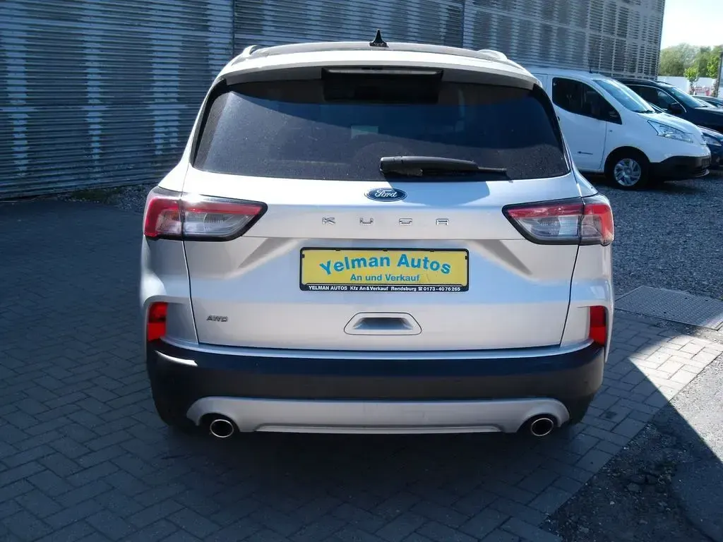 Gebraucht Ford Kuga Titanium 190 PS (139 kW) 2020 Silber SUV