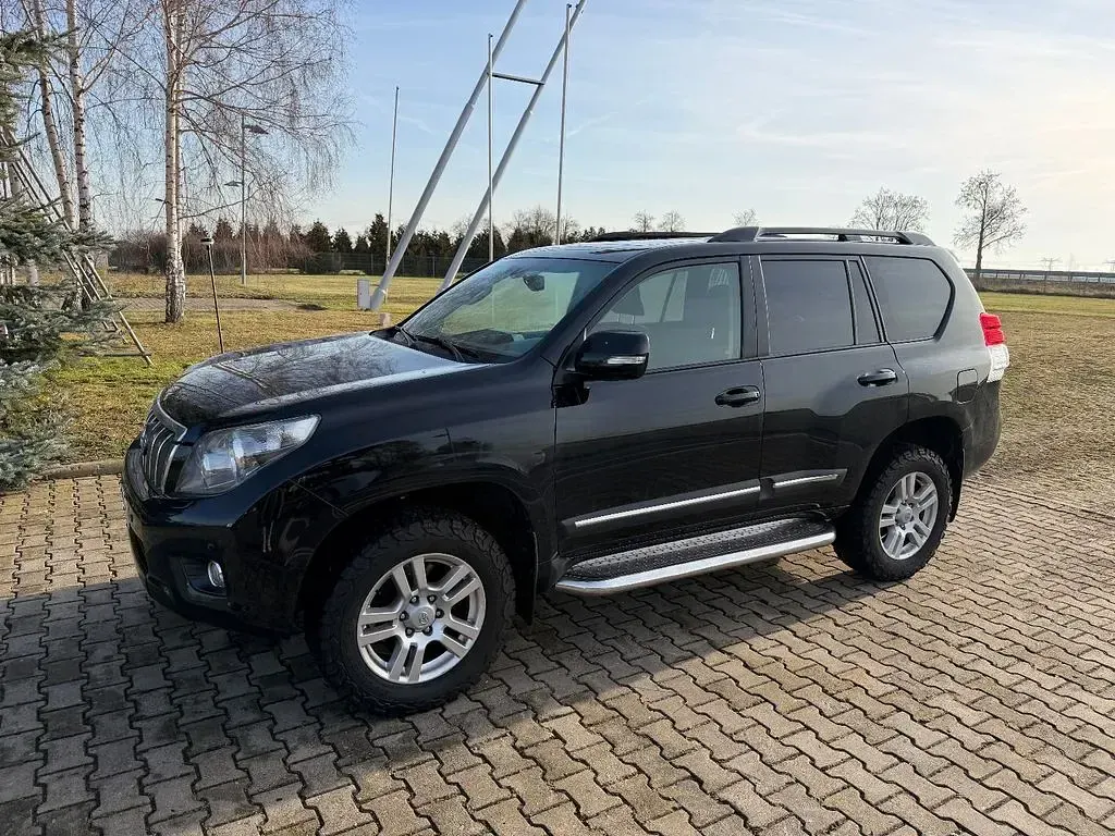 Gebraucht Toyota Land Cruiser Executive 190 PS (139 kW) 2012 Schwarz SUV