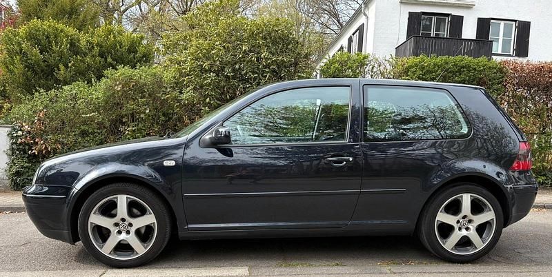 Gebraucht VW Golf IV Edition 110 PS (80 kW) 2002 Blau Limousine