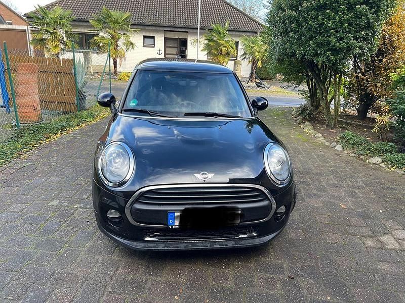 Schwarz Gebraucht 2017 Mini ONE Kleinwagen | 9.250 € (Fairer Preis) - Bild 1/4