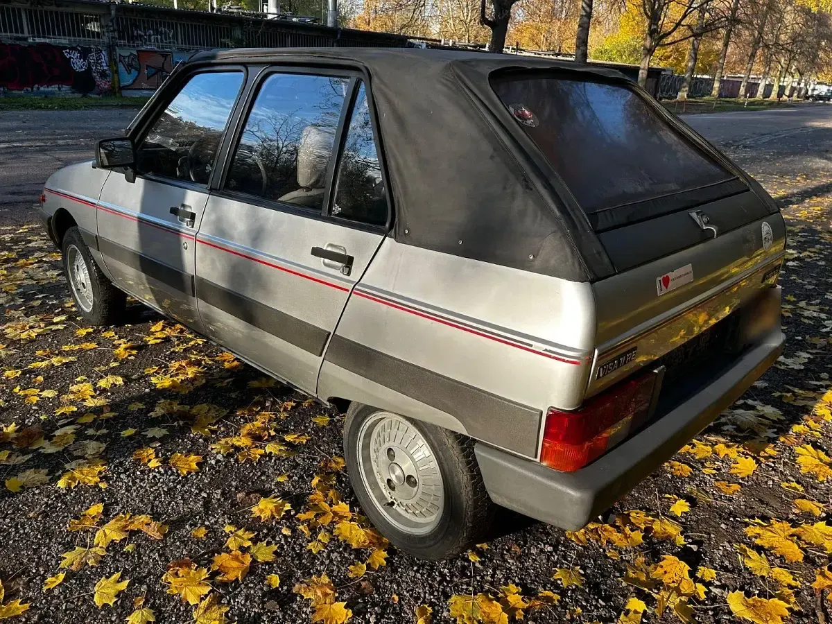 Gebraucht Citroën Visa 50 PS (36 kW) 1984 Silber Cabrio