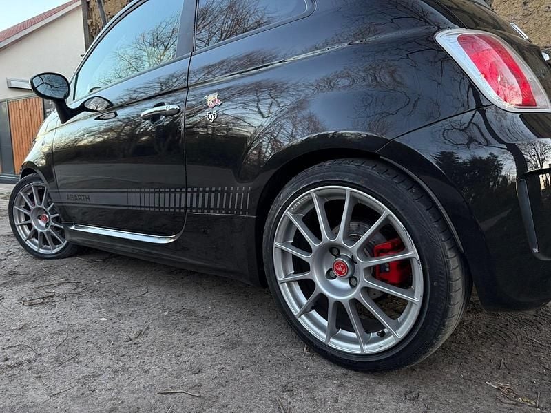 Second-hand Abarth 595C 179 CP (131 kW) 2016 Negru Cabrio