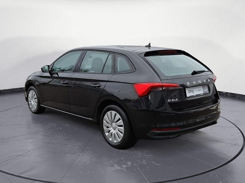 Gebraucht Skoda Scala Essence 116 PS (85 kW) 2025 Schwarz Kleinwagen