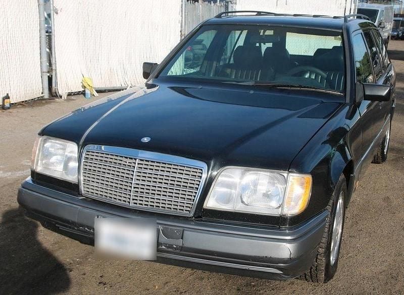 Usata Mercedes E320 1995 Nero Station wagon