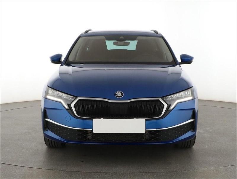 Gebraucht Skoda Octavia Selection 150 PS (110 kW) 2024 Blau Kombi