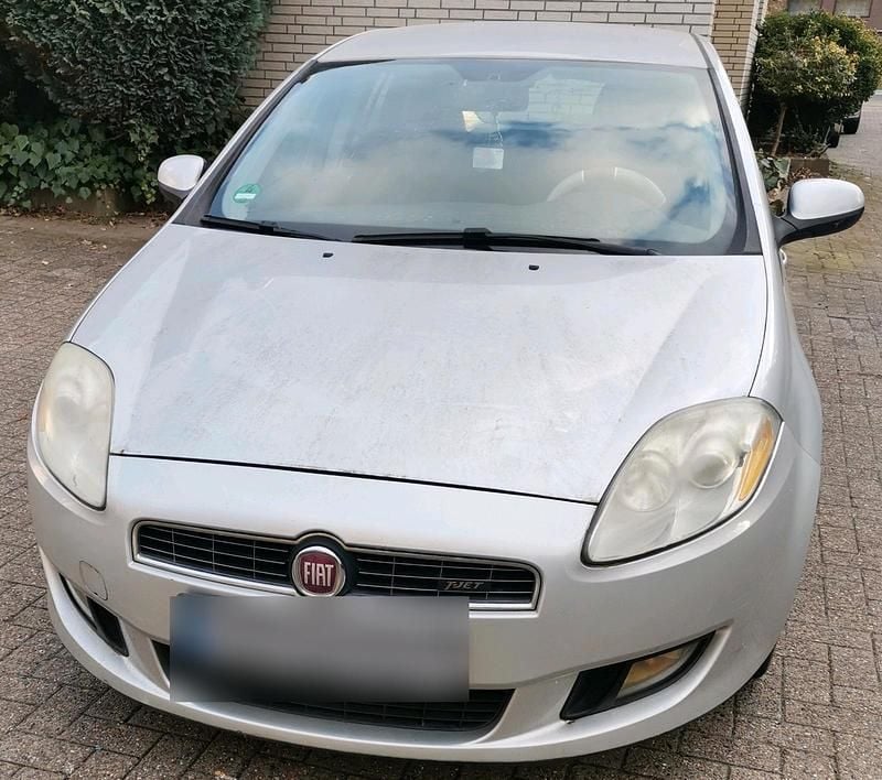 Gebraucht Fiat Bravo 95 PS (69 kW) 2009 Silber Kleinwagen