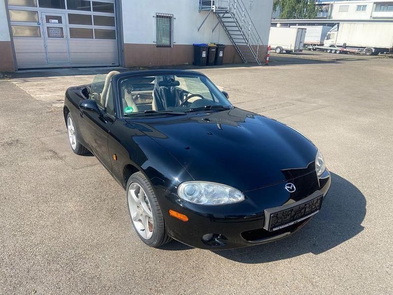 Schwarz Gebraucht 2003 Mazda MX5 Cabrio | 8.400 € (Fairer Preis) - Bild 1/4