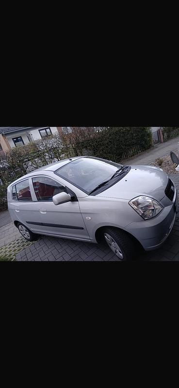 Gebraucht Kia Picanto 50 PS (36 kW) 2007 Silber Kleinwagen