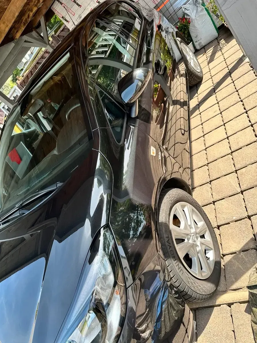 Gebraucht Opel Corsa 90 PS (66 kW) 2017 Schwarz Kleinwagen