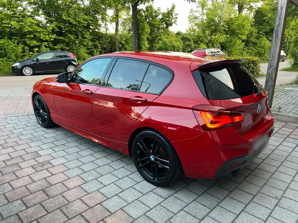 Gebraucht BMW 118 Shadowline 150 PS (110 kW) 2017 Rot Kleinwagen