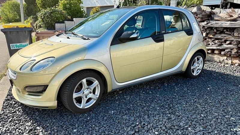 Andere außenfarben Gebraucht 2005 Smart ForFour Brabus Kleinwagen | 3.755 € (Etwas zu teuer) - Bild 1/4