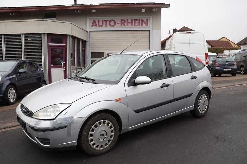 Gebraucht Ford Focus Viva 116 PS (85 kW) 2004 Silber Limousine
