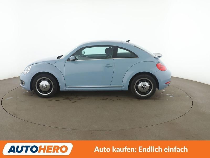 Gebraucht VW Beetle Design 150 PS (110 kW) 2015 Blau Kleinwagen
