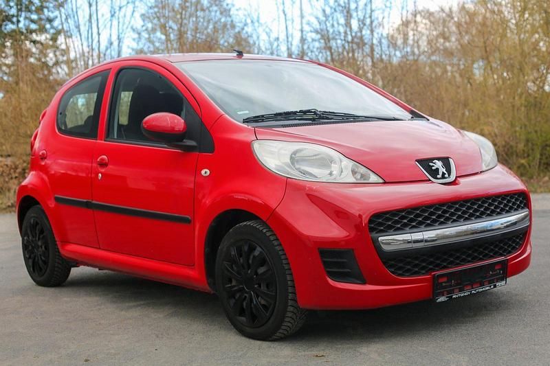 Gebraucht Peugeot 107 68 PS (50 kW) 2009 Rot Kleinwagen