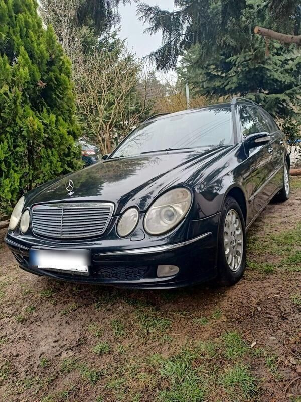 Gebraucht Mercedes E220 Elegance 150 PS (110 kW) 2005 Schwarz Kombi