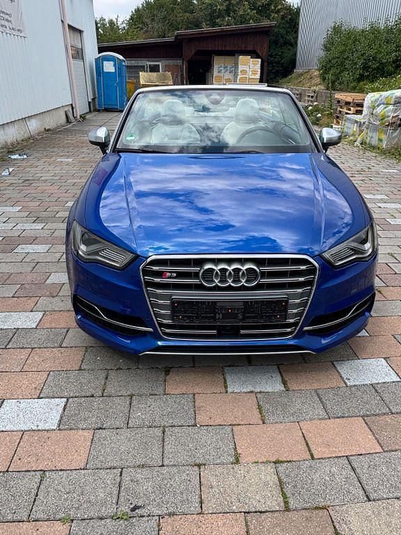 Blau Gebraucht 2015 Audi S3 Cabriolet Ambiente Cabrio | 28.700 € (Fairer Preis) - Bild 1/4