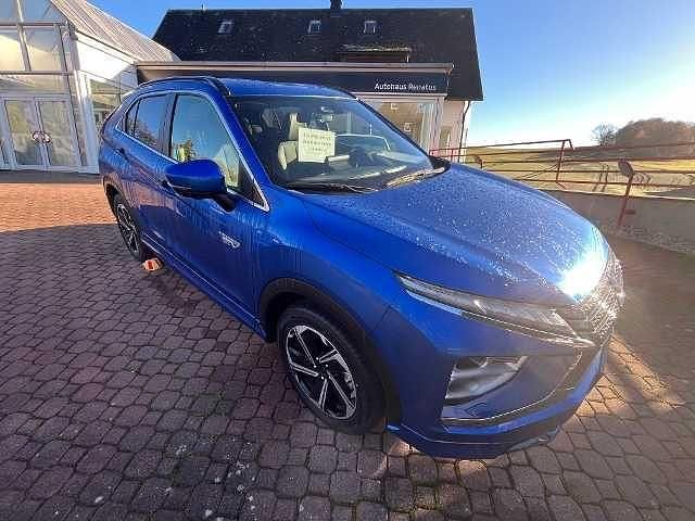Blau Neu 2025 Mitsubishi Eclipse Cross Select SUV | 34.900 € - Bild 1/4