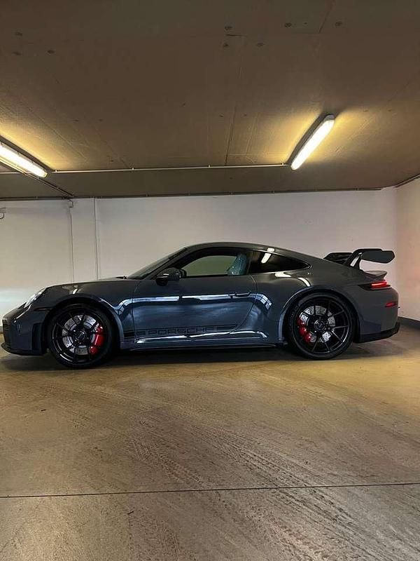 Neu Porsche 911 GT3 510 PS (375 kW) 2025 2m schiefergrau Coupé