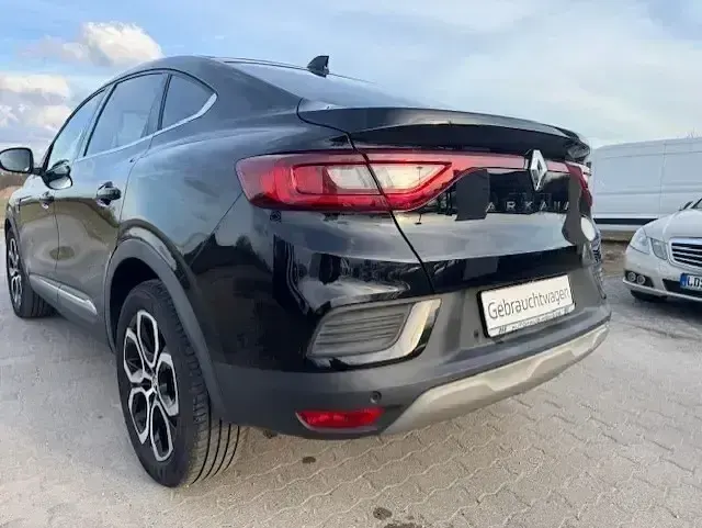 Gebraucht Renault Arkana Techno 140 PS (102 kW) 2023 Schwarz SUV