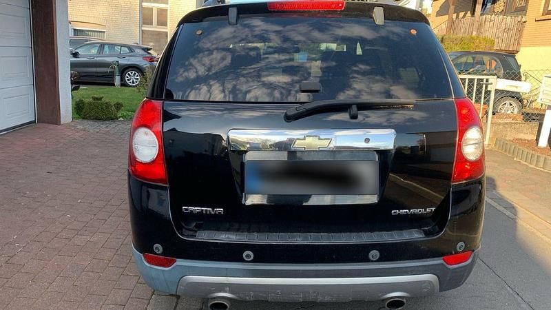 Gebraucht Chevrolet Captiva LS 150 PS (110 kW) 2008 Schwarz SUV