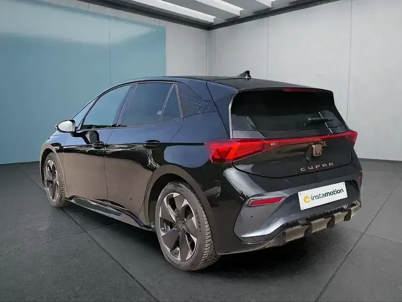 Używany Cupra Born 169 kW (231 KM) 2025 Czarny Hatchback