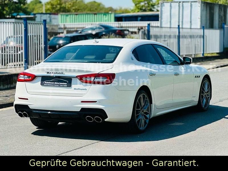 Gebraucht Maserati Quattroporte 275 PS (202 kW) 2017 Weiß Limousine