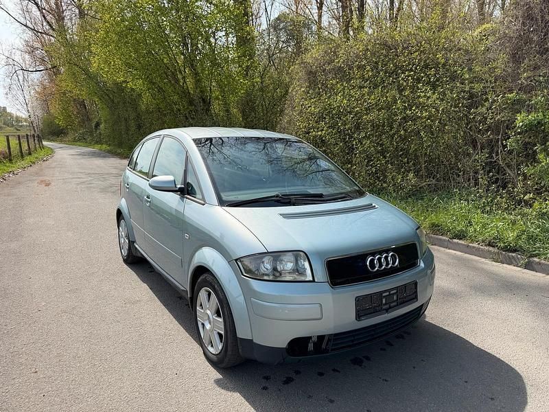 Second-hand Audi A2 75 CP (55 kW) 2001 Albastru Hatchback