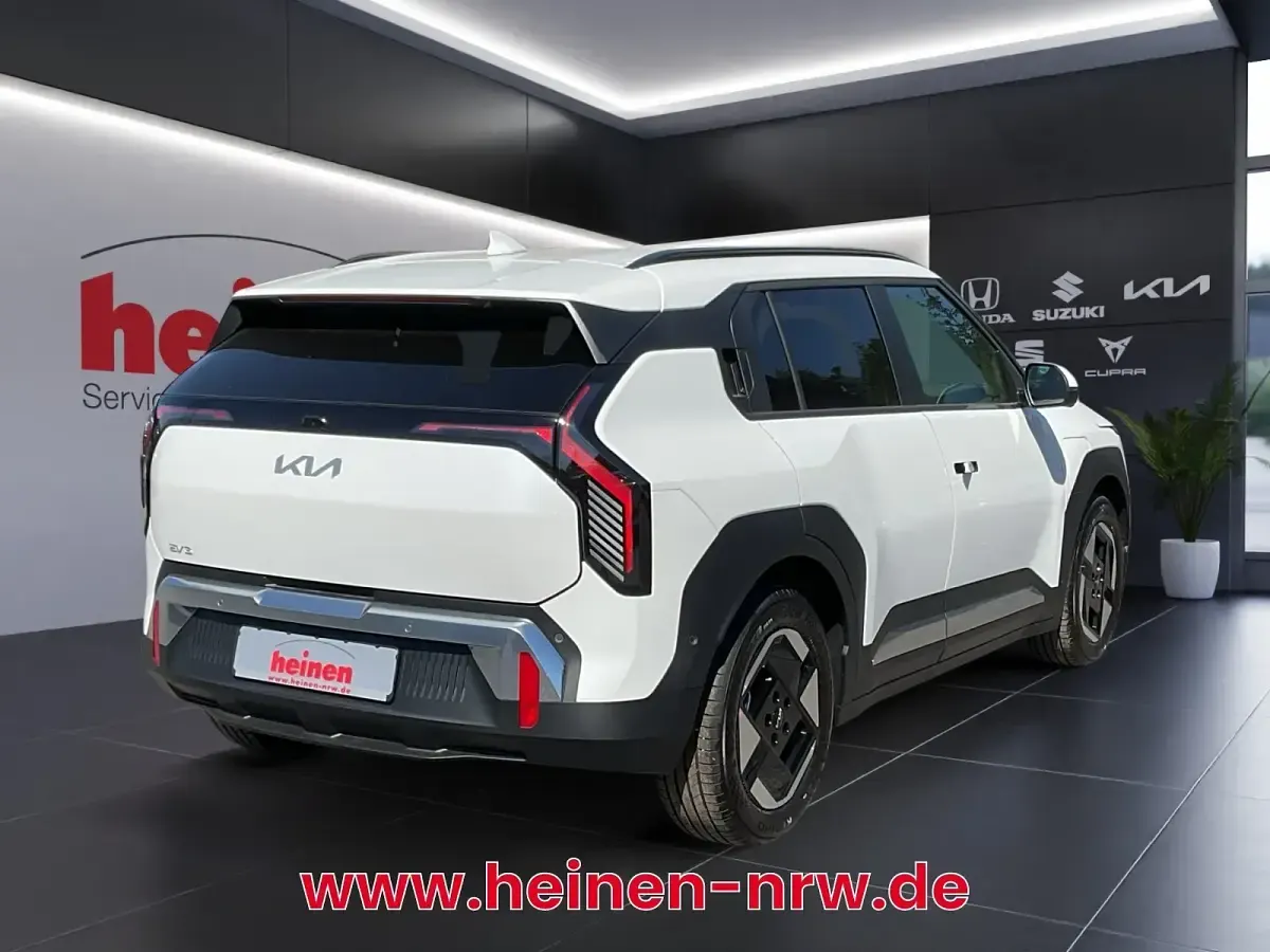 Neu Kia EV3 194 kW (265 PS) 2026 Snow white perl SUV