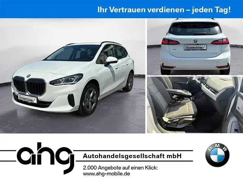 Gebraucht BMW 220 Active Tourer 170 PS (125 kW) 2025 Van / Kleinbus